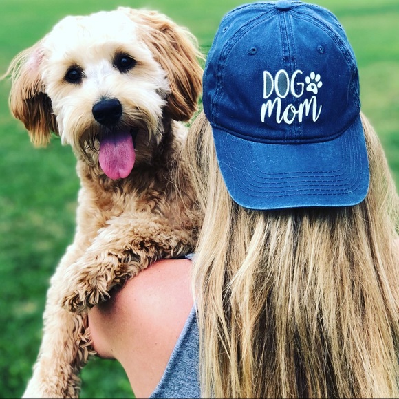 Meet your Posher, Kristin 💕 - Picture 2 of 5